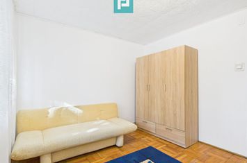 Apartament spațios 2 camere pe Calea Iuliu Maniu anunturi imobiliare Arad