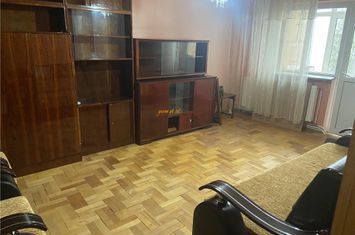 Apartament 3 camere de vanzare CENTRAL - Vrancea anunturi imobiliare Vrancea