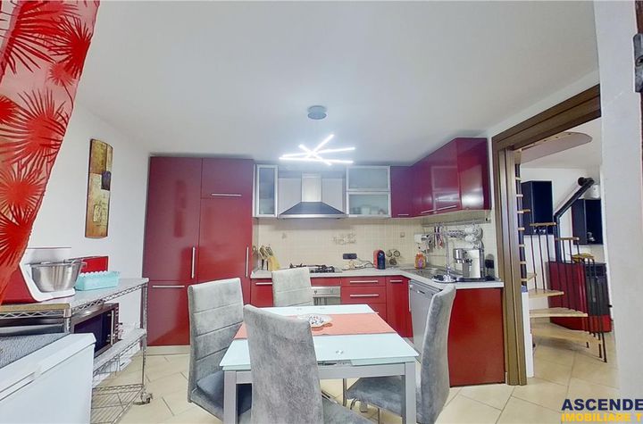 Casă - 4 camere de vanzare SCHEI - Brasov anunturi imobiliare Brasov