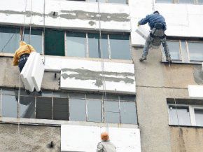 Câte locuinţe vor fi reabilitate termic în 2009?