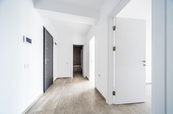 Apartament 4 camere de vanzare BRANCOVEANU - Bucuresti anunturi imobiliare Bucuresti