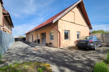 Casă - 4 camere de vanzare TARGU MURES - Mures anunturi imobiliare Mures