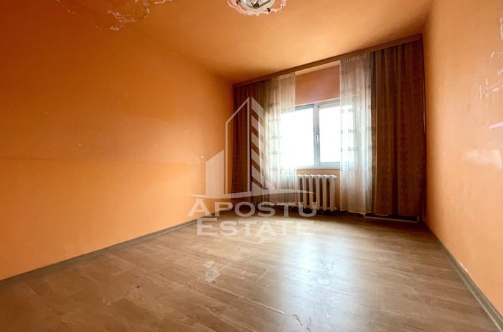 Apartament cu 3 camere, centrala proprie, zona Freidorf anunturi imobiliare Timis