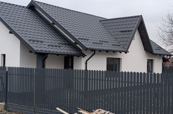 Casă - 4 camere de vanzare BACAU - Bacau anunturi imobiliare Bacau
