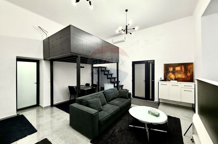 Apartament 2 camere ultracentral, împărțit în 2 unități – parcare anunturi imobiliare Cluj