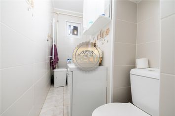 Apartament 3 camere de vanzare VALENTA - Bihor anunturi imobiliare Bihor