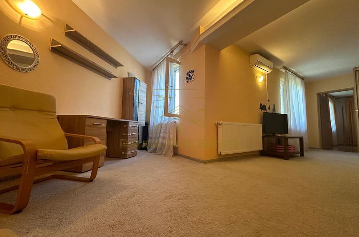 Vanzare - Vila - 7 camere - Curte 511 mp - Parcul Mogosoaia anunturi imobiliare Bucuresti