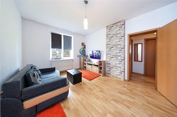 Garsonieră de vanzare GEMENII - Brasov anunturi imobiliare Brasov