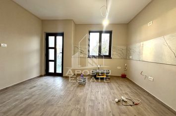 Casa de vanzare cu 530 mp teren in localitatea Utvin anunturi imobiliare Timis