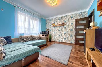 Apartament 3 camere decomandat bucatarie inchisa 2 bai Parcul Teilor anunturi imobiliare Bucuresti