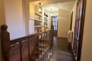 Casă - 5 camere de vanzare ULTRACENTRAL - Bihor anunturi imobiliare Bihor