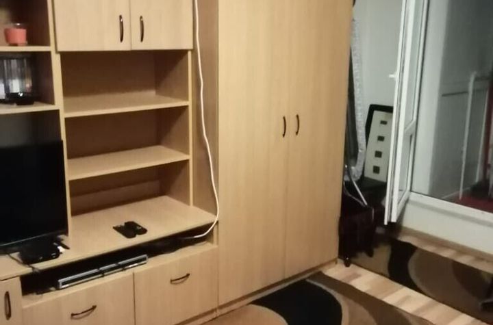 Garsoniera BLOC MIXT , Calea Vitan etaj 1/10 , reabilitat termic anunturi imobiliare Bucuresti