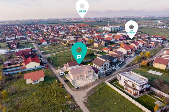 Vilă - 9 camere de vanzare VLADIMIRESCU - Arad anunturi imobiliare Arad