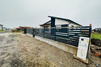 Casă - 4 camere de vanzare BERCENI - Bucuresti anunturi imobiliare Bucuresti