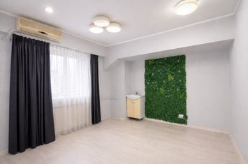 Foto 3 Splaiul Unirii – stradal, 3 camere decomandat, 80 mp - Langa Camera de Comert anunturi imobiliare Sector 3