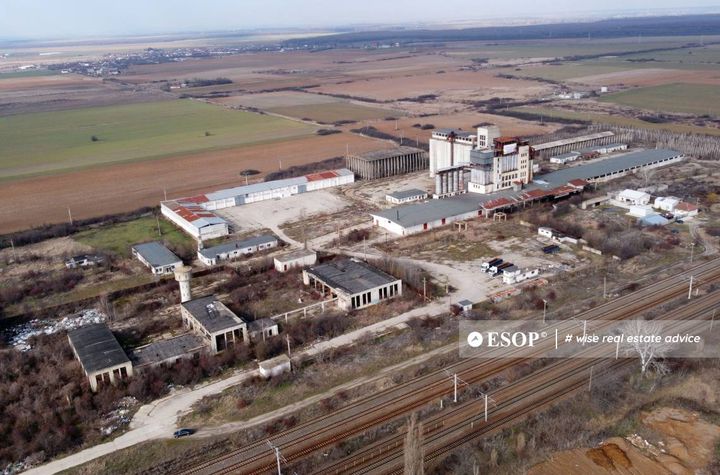 Spațiu industrial de vanzare PERIS - Bucuresti anunturi imobiliare Bucuresti