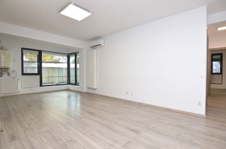 Apartament 3 camere de vanzare DACIA - Bucuresti anunturi imobiliare Bucuresti