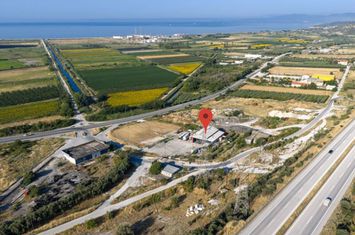 Spațiu industrial 484 mp în Nea Komi anunturi imobiliare Grecia