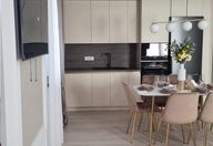 800 €, Apartament 3 camere