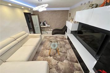 Apartament 3 camere de vanzare CENTRAL - Vrancea anunturi imobiliare Vrancea