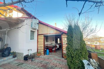 Casă - 4 camere de vanzare BOTOSANI - Botosani anunturi imobiliare Botosani