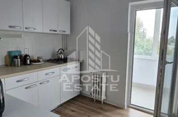 Apartament cu 3 camere, centrala proprie, Timis, Soarelui anunturi imobiliare Timis