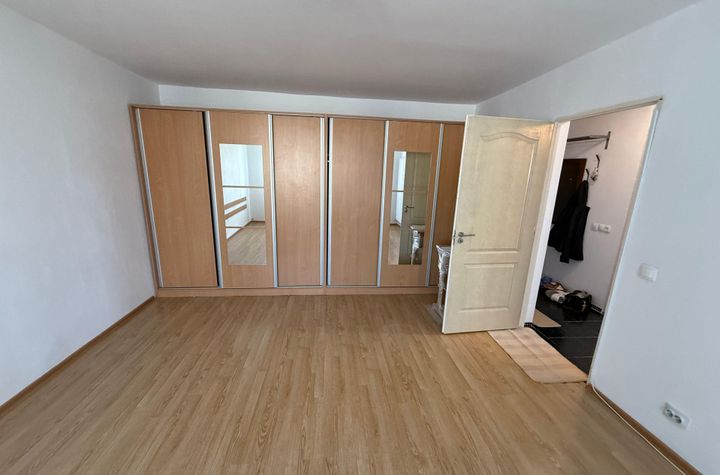 Garsonieră de vanzare VITAN - Bucuresti anunturi imobiliare Bucuresti