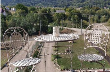 Casă - 6 camere de vanzare MARGINEA - Suceava anunturi imobiliare Suceava