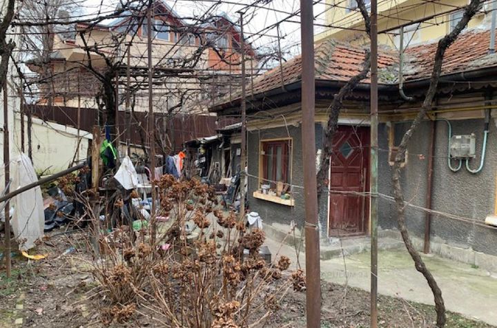 Casă - 3 camere de vanzare BRANCOVEANU - Bucuresti anunturi imobiliare Bucuresti