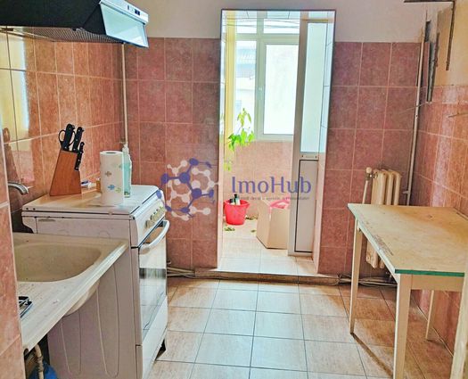 Apartament 2 camere Podul de Fier, 47 mp