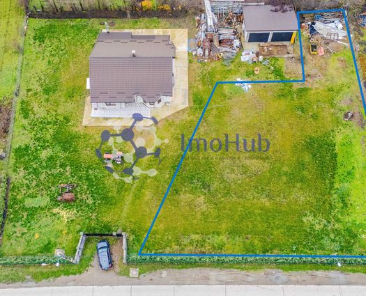 Teren Intravilan Letcani, 1241 mp