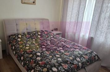 Apartament 2 camere, etaj 2, de vanzare in Busteni anunturi imobiliare Prahova