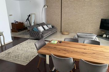 Proprietate speciala-tip apartament-Neptun anunturi imobiliare Constanta