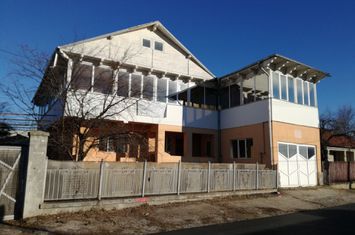 Vilă - 5 camere de vanzare BANESTI - Prahova anunturi imobiliare Prahova