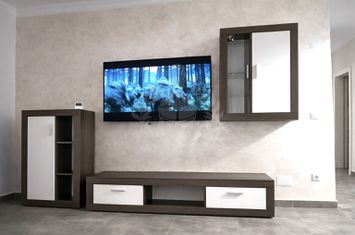 Inchiriere apartament 3 camere de lux, parcare, cartier Albert, Ploiesti anunturi imobiliare Prahova