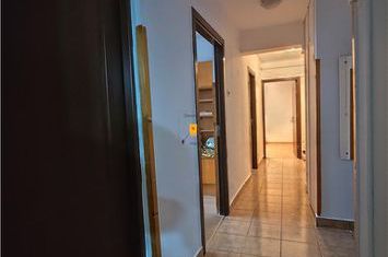 Apartament 4 camere de inchiriat 9 MAI - Prahova anunturi imobiliare Prahova