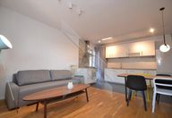 650 €, Apartament 3 camere
