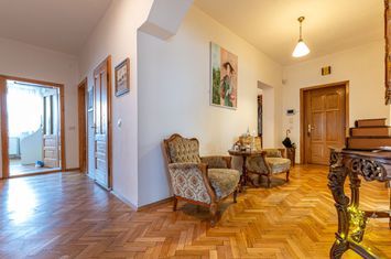 Reședință cu rafinament și poveste – Andrei Mureșanu| Cluj-Napoca anunturi imobiliare Cluj