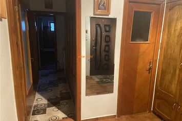 Apartament 3 camere de vanzare GARA - Vrancea anunturi imobiliare Vrancea