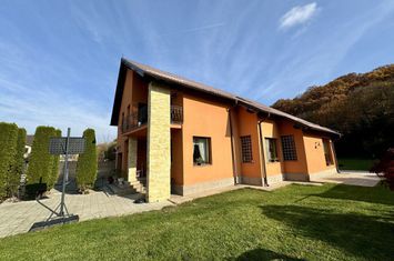 Vilă individuală de vânzare în Râșnov, Zona Primăverii | Natură și Confort anunturi imobiliare Brasov