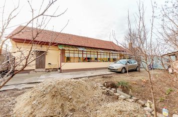 Casă - 4 camere de vanzare ARADUL NOU - Arad anunturi imobiliare Arad