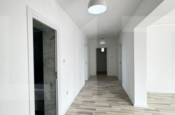 Casă - 3 camere de vanzare REMETEA MARE - Timis anunturi imobiliare Timis