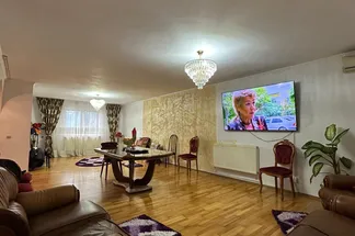 Vilă 5 cam de vânzare Bucuresti - Dobroesti