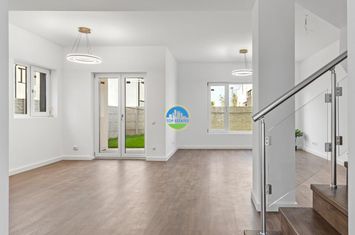 Vilă - 4 camere de vanzare TUNARI - Bucuresti anunturi imobiliare Bucuresti