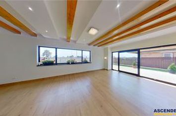 Casă - 4 camere de vanzare EXTERIOR EST - Brasov anunturi imobiliare Brasov