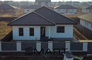 Casă - 4 camere de vanzare TARLUNGENI - Brasov anunturi imobiliare Brasov