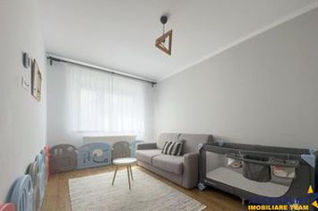 Apartament 2 camere de vanzare TRACTORUL - Brasov anunturi imobiliare Brasov