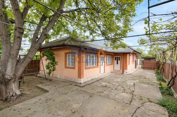 Gospodărie completă la preț de apartament mic. anunturi imobiliare Neamt