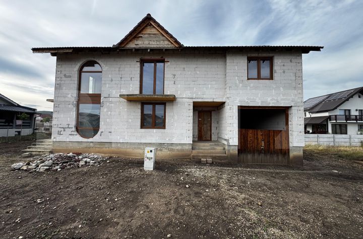 Vilă - 4 camere de vanzare CETATE - Alba anunturi imobiliare Alba