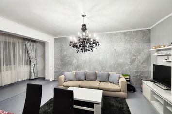 Apartament 3 camere de inchiriat ROGERIUS - Bihor anunturi imobiliare Bihor